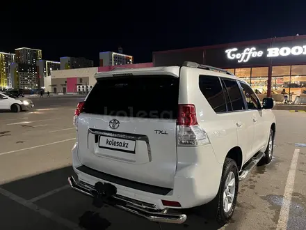 Toyota Land Cruiser Prado 2011 года за 13 190 000 тг. в Астана – фото 21