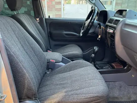 Toyota Land Cruiser Prado 2002 года за 7 700 000 тг. в Алматы – фото 15