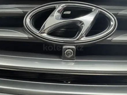 Hyundai Santa Fe 2017 года за 6 500 000 тг. в Актау – фото 12