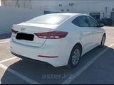 Hyundai Elantra 2018 года за 8 200 000 тг. в Шымкент – фото 3