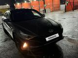 Hyundai Elantra 2022 года за 8 900 000 тг. в Алматы – фото 2