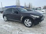 Infiniti QX70 2015 годаүшін11 000 000 тг. в Актобе – фото 2