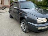 Volkswagen Golf 1996 года за 2 100 000 тг. в Караганда – фото 2