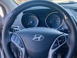 Hyundai Elantra 2015 года за 5 900 000 тг. в Актобе – фото 4