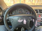 Mercedes-Benz CLK 230 2000 года за 3 000 000 тг. в Караганда – фото 2
