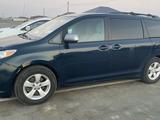 Toyota Sienna 2010 года за 10 800 000 тг. в Атырау – фото 2