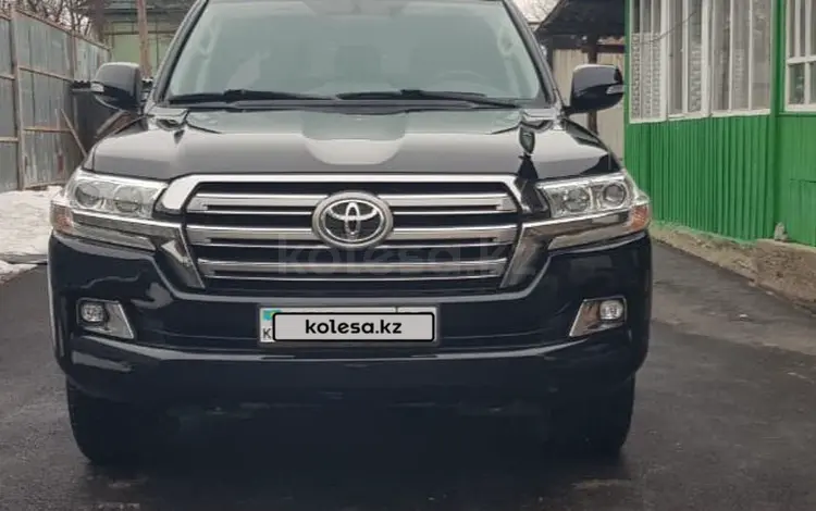 Toyota Land Cruiser 2016 годаүшін27 000 000 тг. в Алматы