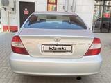 Toyota Camry 2004 года за 4 400 000 тг. в Актобе – фото 5