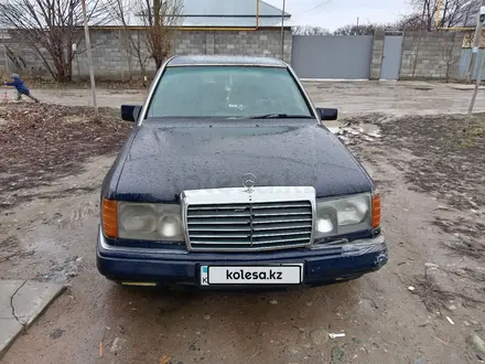 Mercedes-Benz E 230 1990 года за 1 050 000 тг. в Алматы