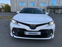 Toyota Camry 2019 года за 10 900 000 тг. в Павлодар