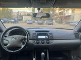 Toyota Camry 2003 годаfor5 000 000 тг. в Семей – фото 5