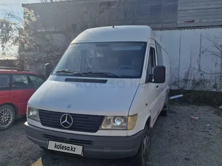 Mercedes-Benz Sprinter 1999 года за 6 500 000 тг. в Тараз – фото 4