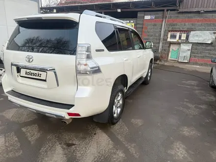 Toyota Land Cruiser Prado 2012 года за 19 500 000 тг. в Алматы – фото 4