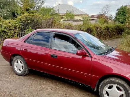 Toyota Carina 1993 года за 1 800 000 тг. в Калбатау – фото 2