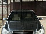 Mercedes-Benz S 500 2006 года за 6 350 000 тг. в Шымкент – фото 2