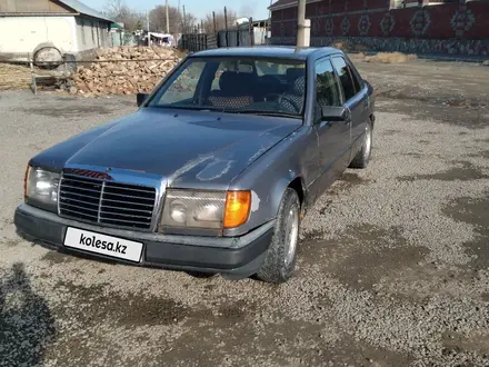 Mercedes-Benz E 230 1989 годаүшін800 000 тг. в Ушарал