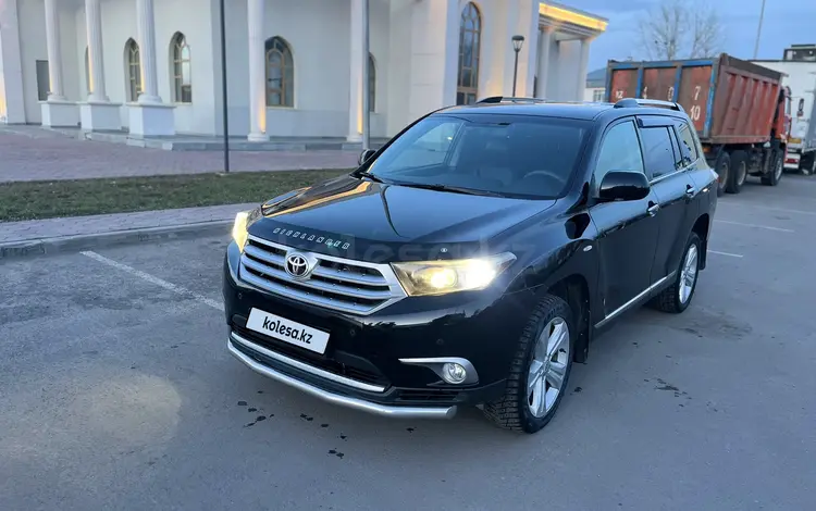 Toyota Highlander 2011 годаүшін13 000 000 тг. в Астана