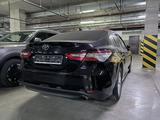 Toyota Camry 2020 года за 13 500 000 тг. в Астана – фото 3