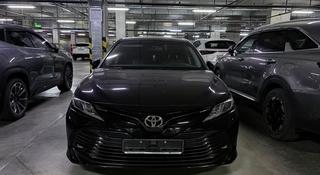 Toyota Camry 2020 года за 11 900 000 тг. в Астана