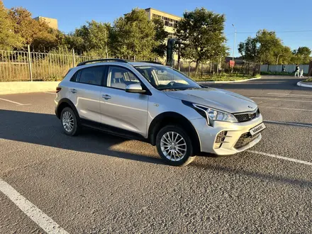 Kia Rio X-Line 2021 года за 6 700 000 тг. в Караганда – фото 2