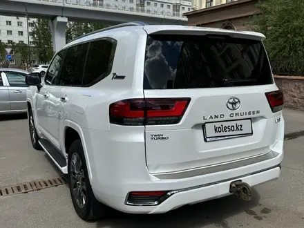 Toyota Land Cruiser 2022 года за 52 000 000 тг. в Астана – фото 3