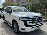 Toyota Land Cruiser 2022 года за 54 000 000 тг. в Астана – фото 2