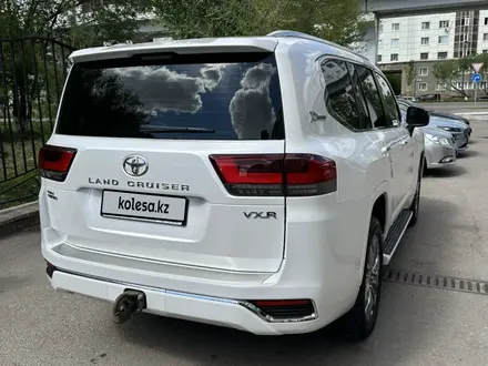 Toyota Land Cruiser 2022 года за 52 000 000 тг. в Астана – фото 4