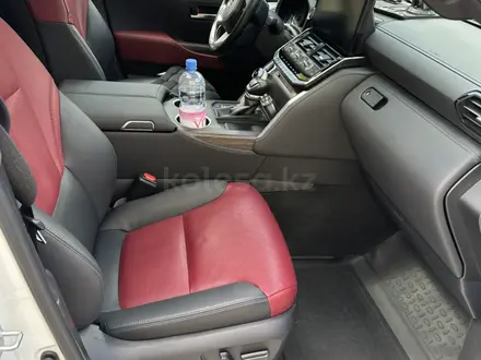 Toyota Land Cruiser 2022 года за 52 000 000 тг. в Астана – фото 7