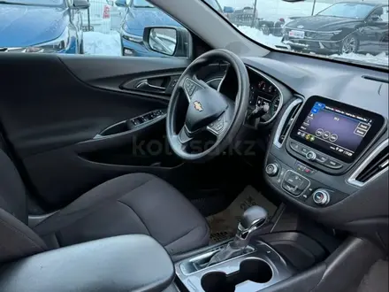 Chevrolet Malibu 2021 года за 9 500 000 тг. в Алматы – фото 12