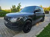 Land Rover Range Rover 2020 годаүшін72 000 000 тг. в Алматы