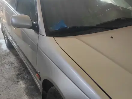 Toyota Avensis 2002 года за 3 300 000 тг. в Семей – фото 5