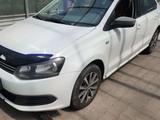 Volkswagen Polo 2015 года за 3 600 000 тг. в Астана – фото 2