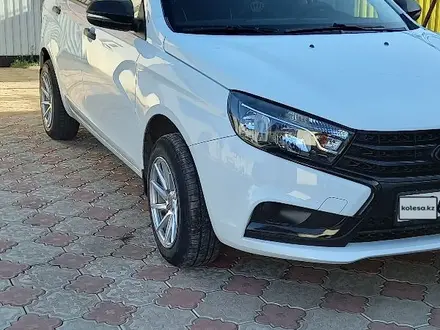 ВАЗ (Lada) Vesta 2020 года за 5 500 000 тг. в Уральск – фото 4