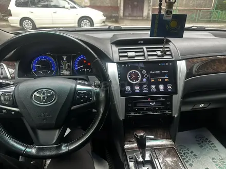 Toyota Camry 2014 года за 11 500 000 тг. в Караганда – фото 3