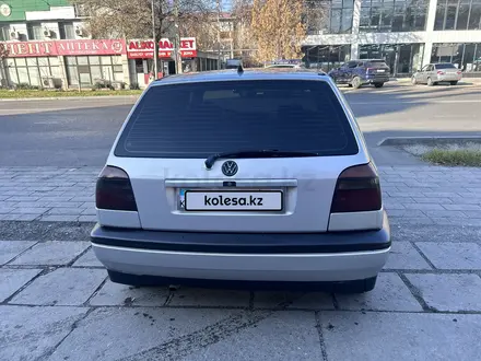 Volkswagen Golf 1995 года за 2 300 000 тг. в Шымкент