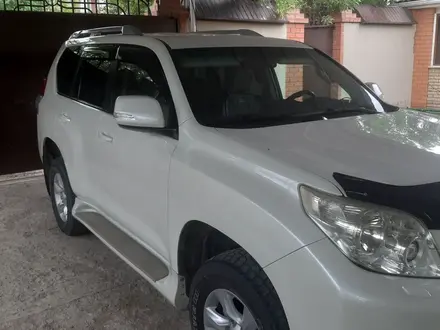 Toyota Land Cruiser Prado 2013 года за 15 200 000 тг. в Атырау – фото 3