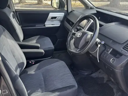 Toyota Noah 2012 года за 4 350 000 тг. в Караганда – фото 6
