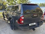 Toyota Hilux 2023 годаүшін26 500 000 тг. в Семей – фото 4