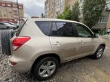 Toyota RAV4 2006 годаүшін5 800 000 тг. в Актобе – фото 2