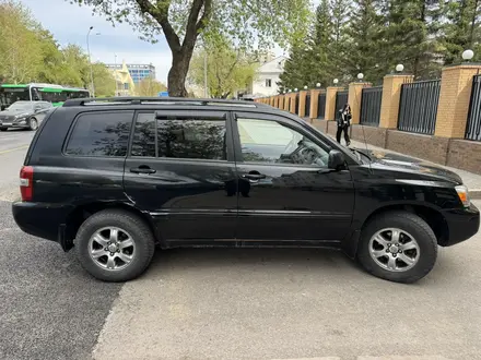 Toyota Highlander 2005 года за 6 250 000 тг. в Астана – фото 14