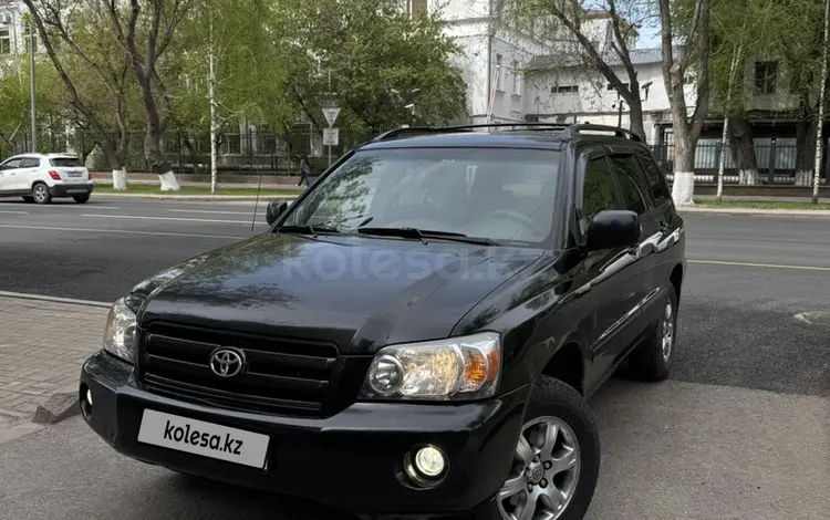 Toyota Highlander 2005 года за 6 250 000 тг. в Астана