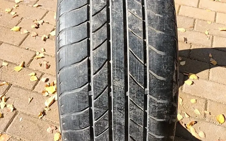 ОДНА шина 205/55 R16 — "Kumho Ecsta" (Корея), летняя, есть незнач за 15 000 тг. в Астана