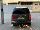 Volkswagen Touran 2005 года за 3 400 000 тг. в Алматы – фото 4