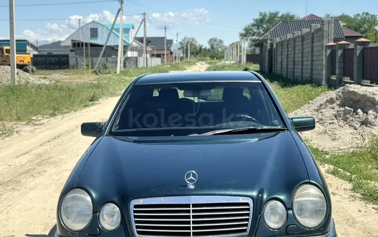 Mercedes-Benz E 320 1998 года за 3 500 000 тг. в Талдыкорган