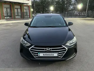 Hyundai Elantra, 2018