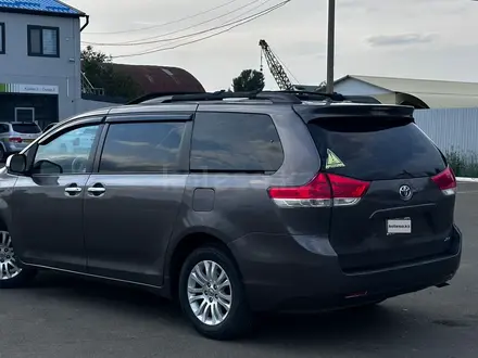 Toyota Sienna 2014 года за 8 500 000 тг. в Уральск – фото 9