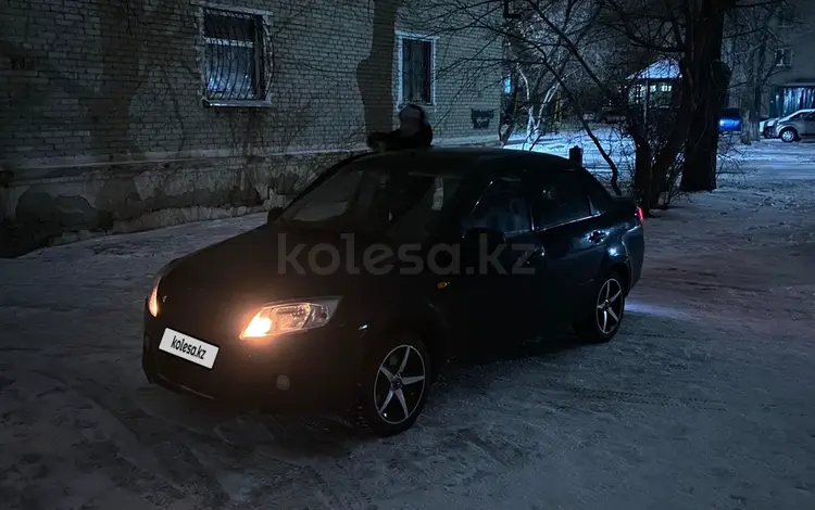 ВАЗ (Lada) Granta 2190 2013 годаfor2 000 000 тг. в Семей