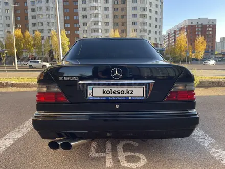 Mercedes-Benz E 500 1995 года за 4 500 000 тг. в Астана – фото 13