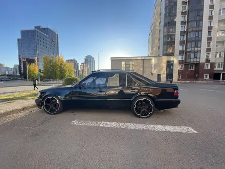 Mercedes-Benz E 500 1995 года за 4 500 000 тг. в Астана – фото 6