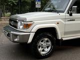 Toyota Land Cruiser 2019 года за 23 000 000 тг. в Алматы – фото 5